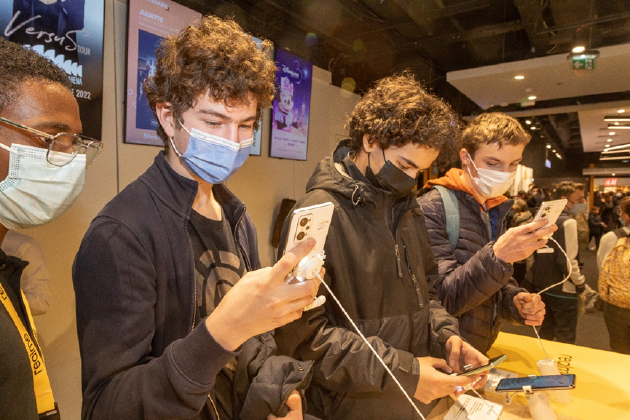 爱游戏网页包含橄榄球常规赛上演强强对话，江畔猎隼队翻盘陇右银狐队，战术调整见效；目标直指冠军的词条