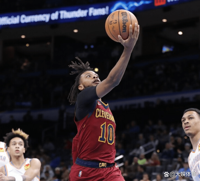 爱游戏登入锐不可当引发热议！，Doinb在加拿大队比赛中夺冠上演精彩一战的简单介绍